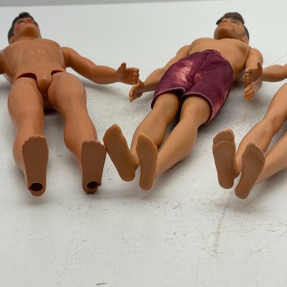 Nude Barbie Ken Doll Elvis Presly and 2 Assorted Barbie's Boyfriend Ken Dolls - Picture 11 of 12